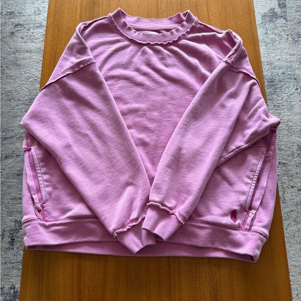 Free People Size XS. Women's Pink Sweatshirt